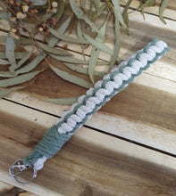 Load image into Gallery viewer, Macrame Over Wrist Keychain