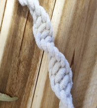 Load image into Gallery viewer, Lead Upclose