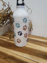 Load image into Gallery viewer, Reusable Metal Drinking Bottle – Pet Graphic Design (600ml)
