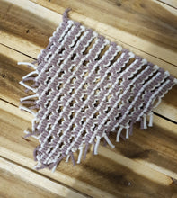 Load image into Gallery viewer, Mauve and Natural Macrame Bandana
